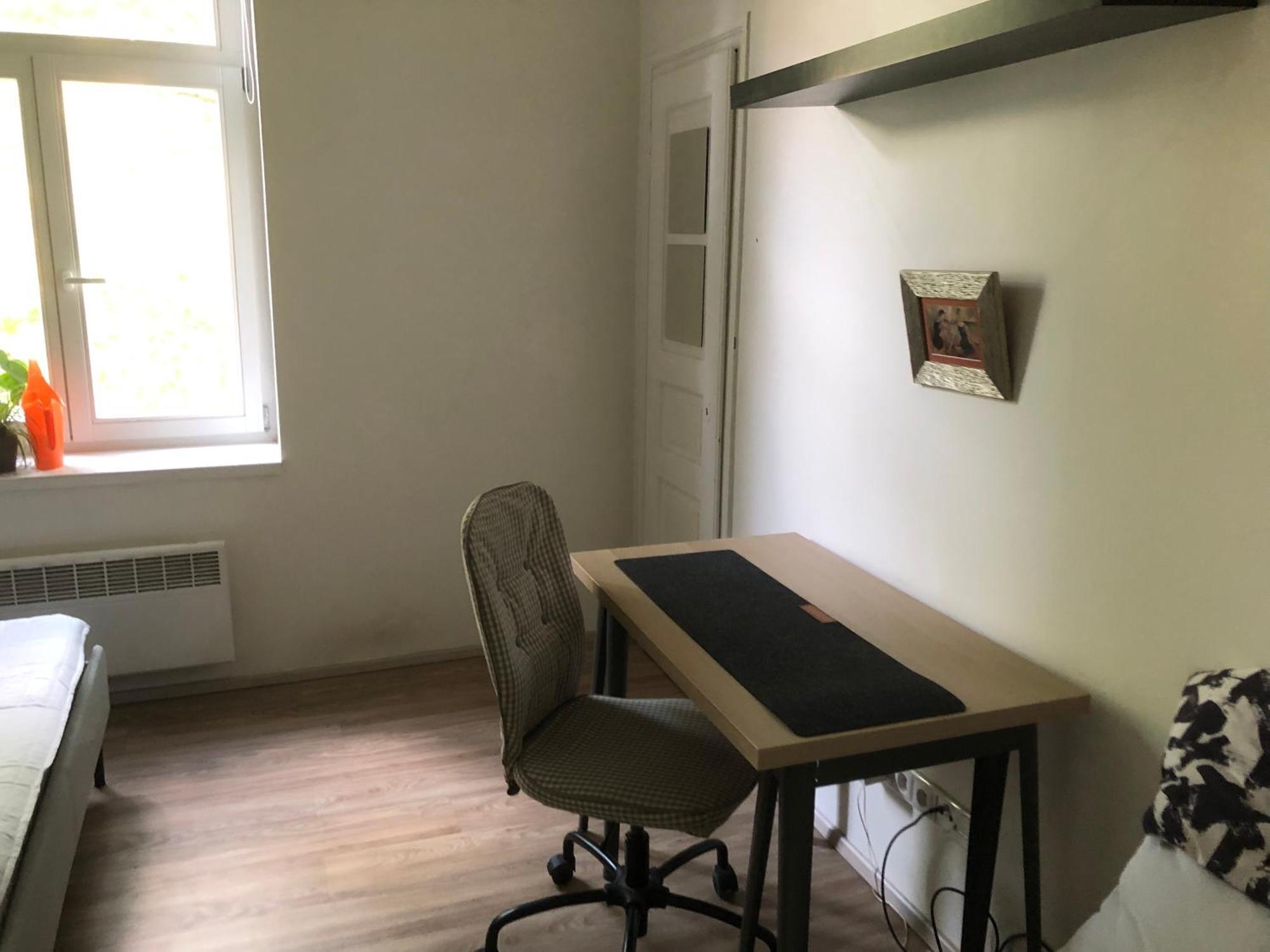 Cozy Karlin Apartment Прага Екстериор снимка